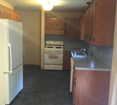 3rd image of 4030 Quail Run Dr