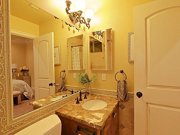 3rd image of 6009 E Quail Track Dr