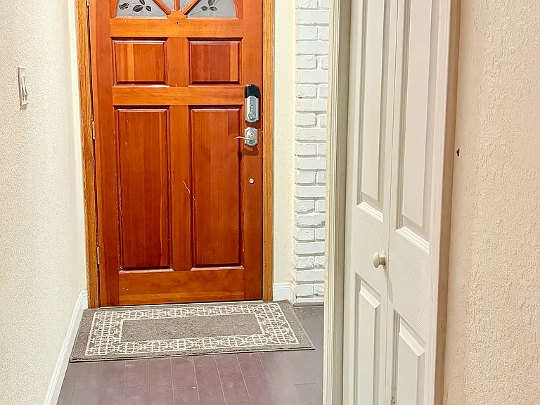 42571 Fontainebleau Park Ln — Photo 11
