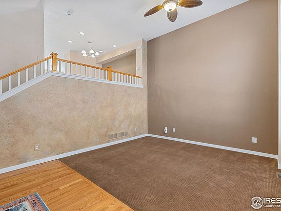 4th image of 815 Snowberry St