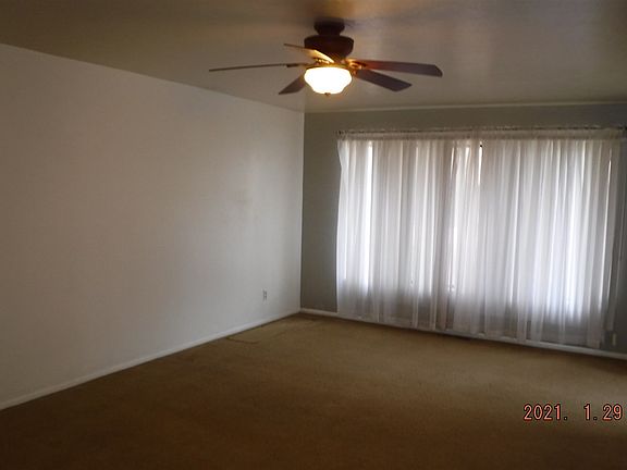 3rd image of 15 Forest Dr