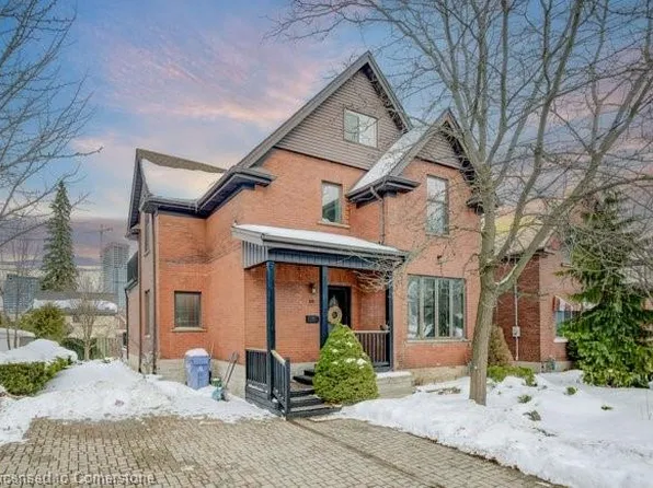 50 Park St, Kitchener, ON N2G 1M3