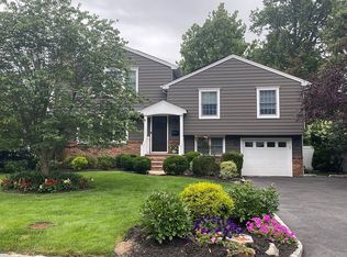 121 Connecticut St, Westfield, NJ 07090