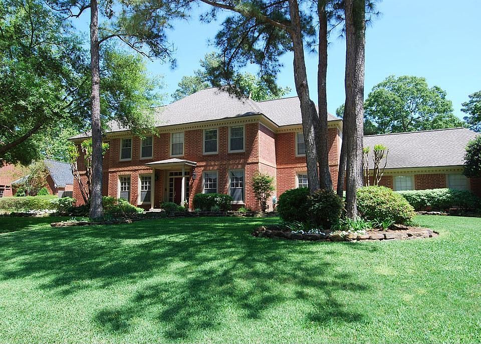 2nd image of 2006 Mount Forest Dr