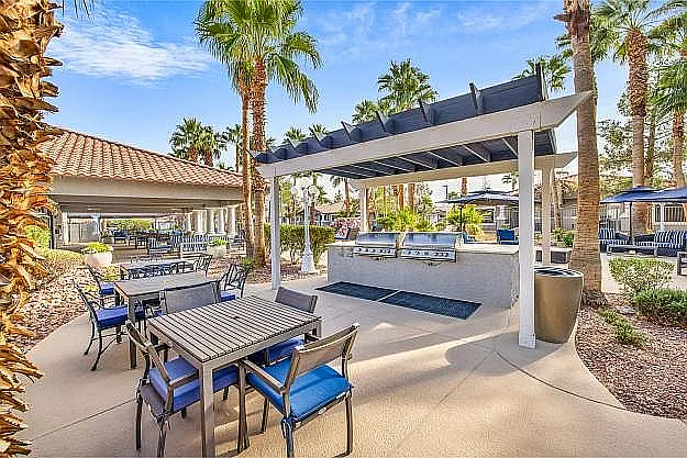 Outdoor Grill