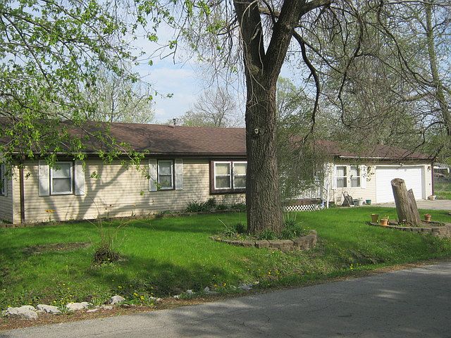 2nd image of 2204 N Fairview Ave