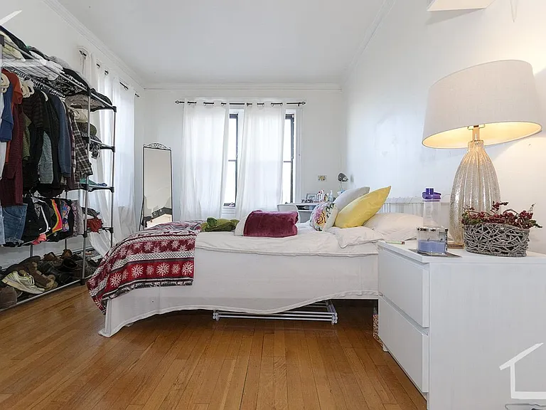 46 Park Vale Ave #8 — Photo 7