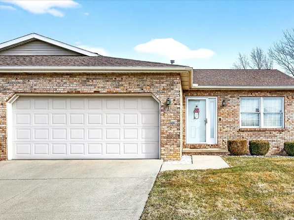 1409 Oakbrook Dr APT 2, Bloomington, IL 61704