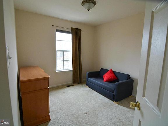 5th image of 13244 Coppermill Dr