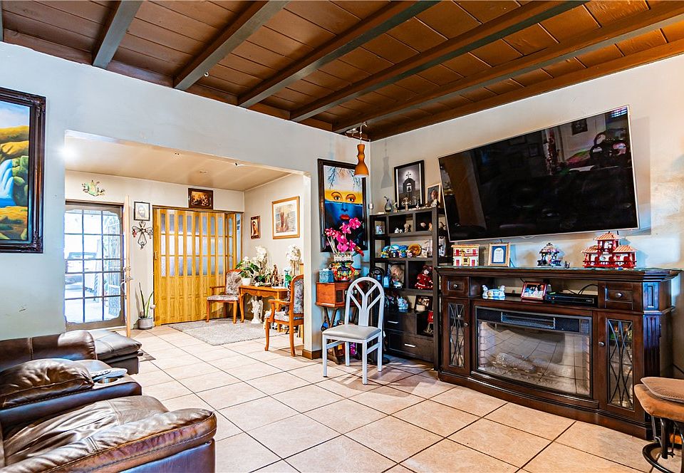 1st image of 4656 Floral Dr