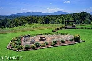 2nd image of 1426 Peter Mabe Rd