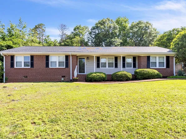 106 Vista Dr, Greenville, SC 29617
