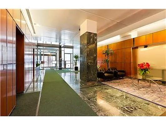 Rented by Douglas Elliman | media 16