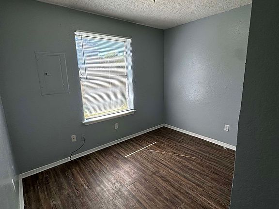 4th image of 3509 N Nesbitt Ave #17368315