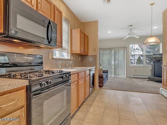 5th image of 37 Lakeland Drive