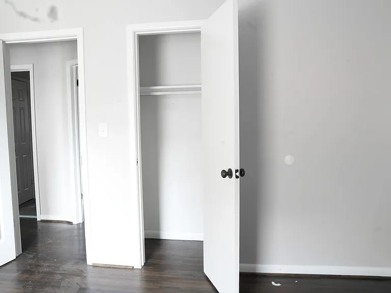 540 43rd St N — Photo 24