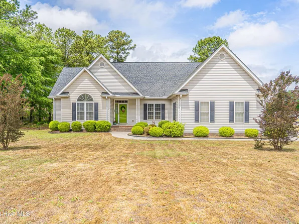 104 Trestle Street, Hamlet, NC 28345