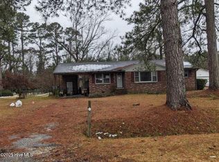 129 Sunset Ave, Whiteville, NC 28472