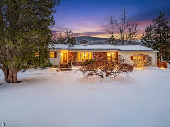 38 Butternut Dr, Vernon Twp., NJ 07462