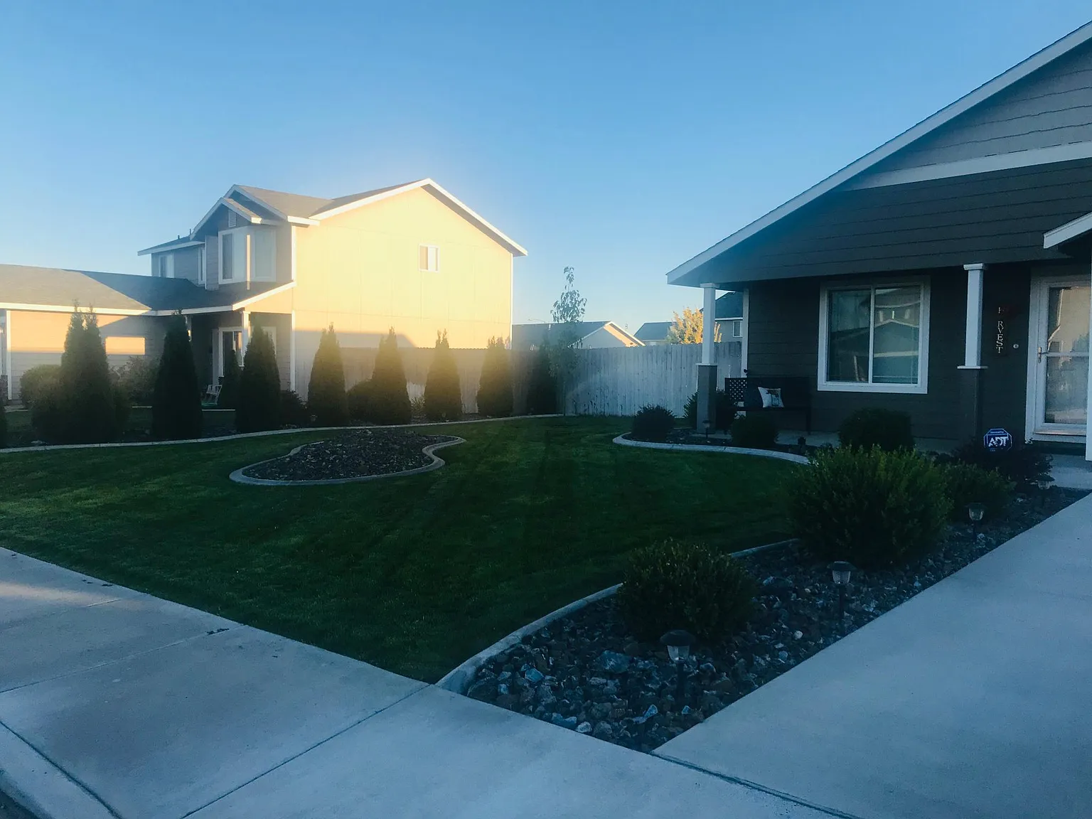 5516 Topeka Dr — Photo 2