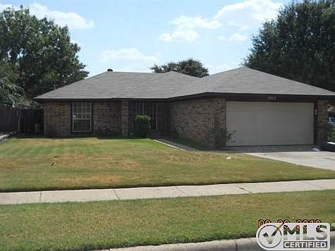 1st image of 13212 Lexington Ln