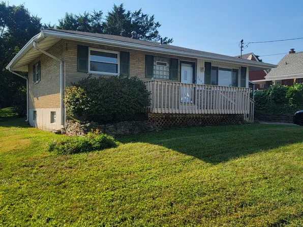 7469 Barjo Ln, Cincinnati, OH 45239