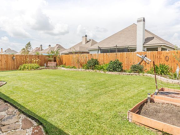 3rd image of 219 Bald Eagle Dr