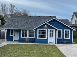 230 S 4th St, Independence, OR 97351