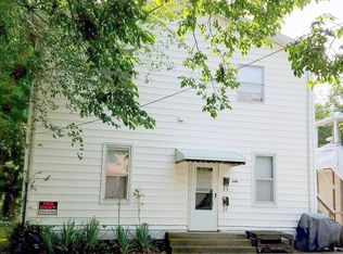 606 S Forest Ave, Carbondale, IL 62901
