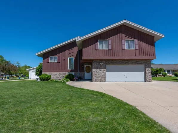 9350 South Burrell STREET, Oak Creek, WI 53154