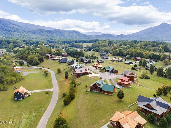 4th image of 3441 Cove Meadows Dr