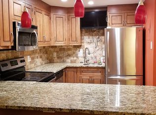 80 High St APT 301, Dedham, MA 02026