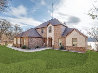 181 Ridgeline Dr, Chico, TX 76431