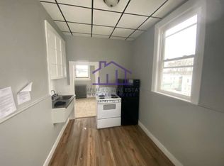 111 Ash St #10, Lewiston, ME 04240
