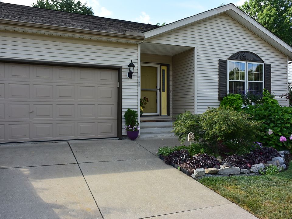 1st image of 960 Elizabeth Ct
