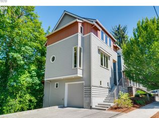 2921 SE Tacoma St, Portland, OR