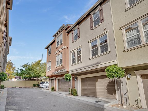 5th image of 3405 Vittoria Pl Unit 6