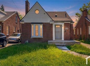 9460 Lakepointe St, Detroit, MI 48224