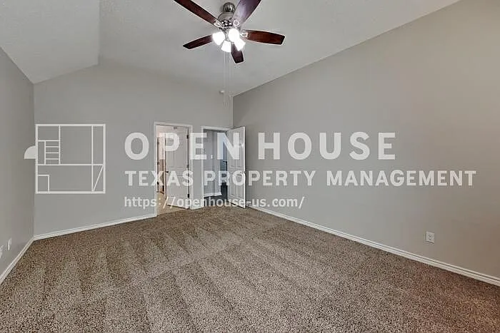 2209 Laura Elizabeth Trl — Photo 11