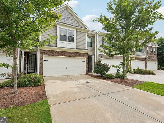 2nd image of 5860 Vinyard Ln