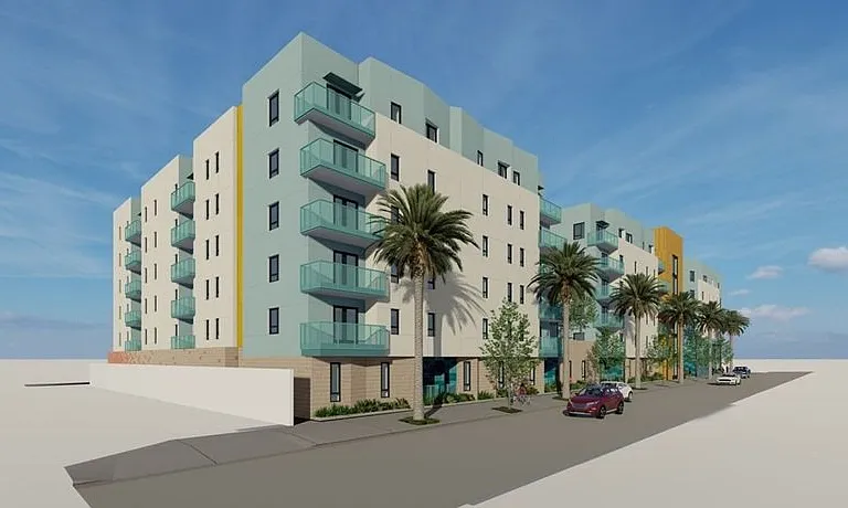 1400 Long Beach Blvd #100 — Photo 3