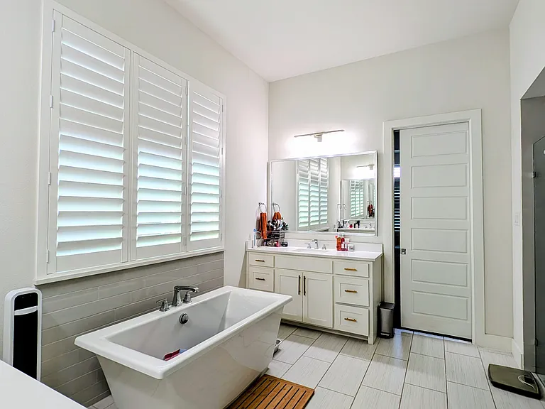 8933 Frostweed Rd — Photo 22
