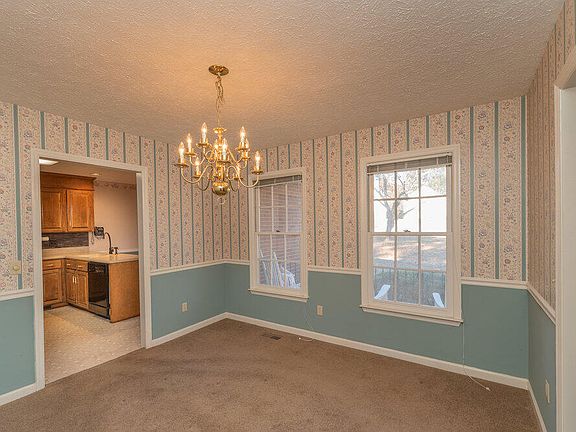 5th image of 106 Crossroads Dr