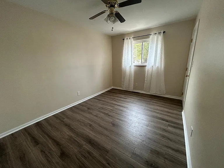 4283 Beechgrove Dr — Photo 4