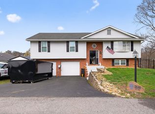 2310 Lancer Ct, Flatwoods, KY 41139