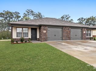 1306 S Haden St #A, Siloam Springs, AR 72761