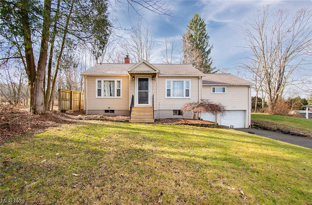 141 Carbon Hill Rd photo 1