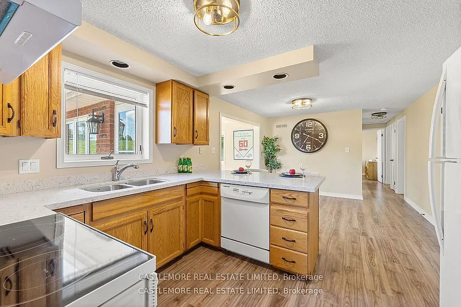 3 bed, $3,800 — Photo 4
