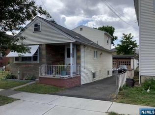 87 Mozart St, East Rutherford, NJ 07073