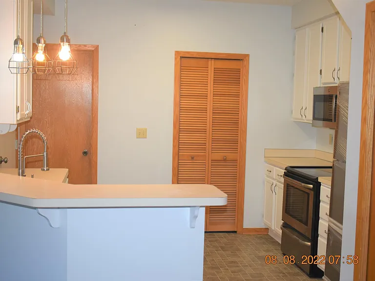 2200 Ranchview Ln N #140 — Photo 3